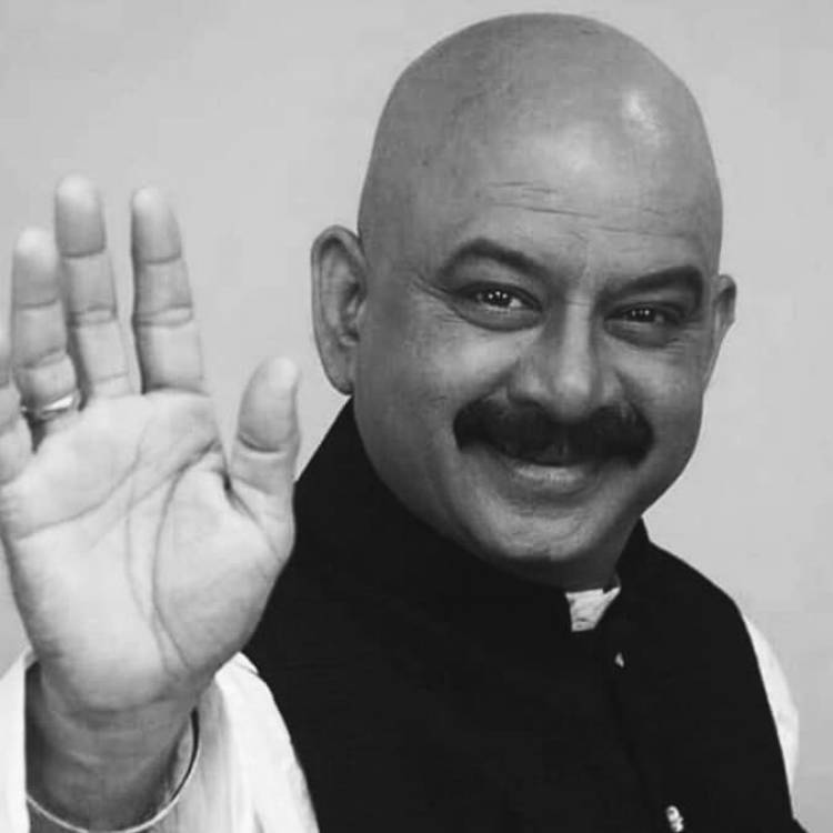  ज्येष्ठ अभिनेते डॉ. विलास उजवणे यांचे दुःखद निधन… कला क्षेत्रात शोककळा